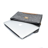 Vegan laptop case made from cork and cotton felt. Can be used for macbook pro and macbook air. Luxury design. 